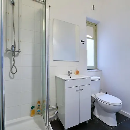 Alloggio in famiglia Spacious With Balcony In A Coliving In Alameda Lisbona