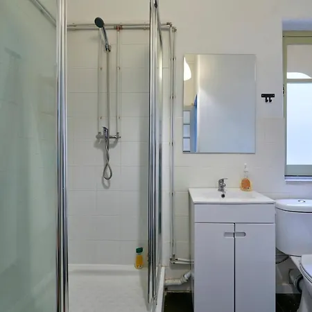 Spacious With Balcony In A Coliving In Alameda شقة Lisboa