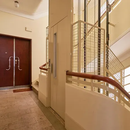Апартаменты Spacious With Balcony In A Coliving In Alameda *