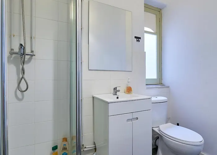 Privatunterkunft Spacious With Balcony In A Coliving In Alameda Lissabon