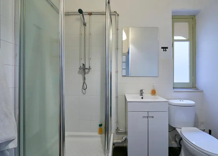 Spacious With Balcony In A Coliving In Alameda Lissabon