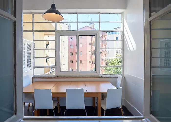 Spacious With Balcony In A Coliving In Alameda Privatunterkunft